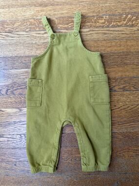 Hanna Andersson Boys' Green Overalls Size 12-18 Months